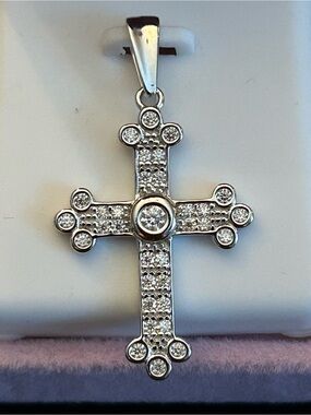 1.00CTW Round Genuine 💎Moissanite Cross Pendant Necklace 925 Sterling Silver